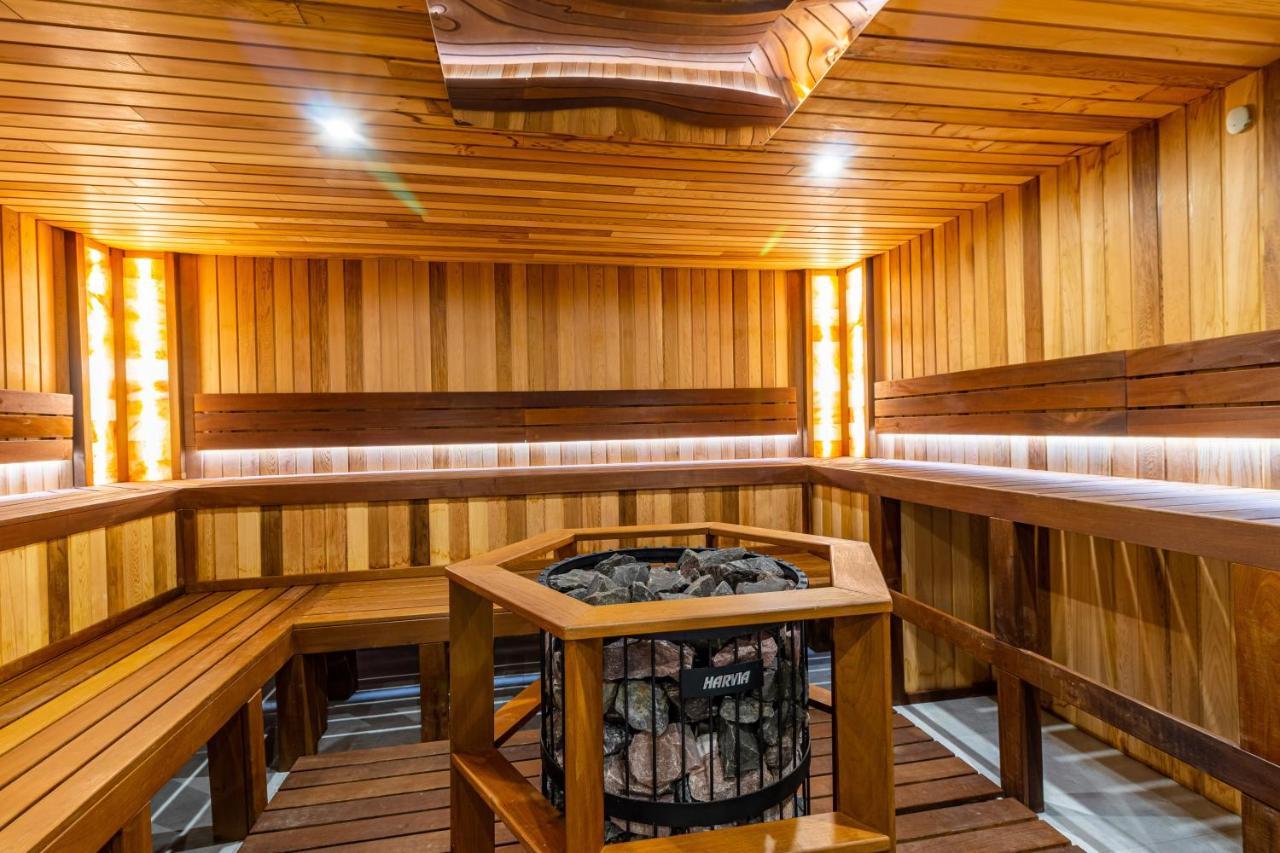 Shelter Apart Hotel Bukovel Exterior photo